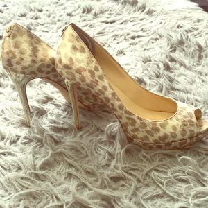 Ivanka Trump Leopard Glossy Heels